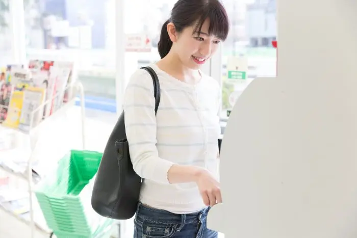 プロミスで100万円をカードローンする場合の月々の返済例