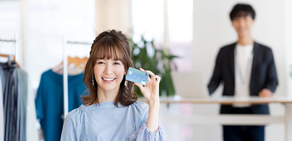 すぐ借りられるのはカードローン!どんな手続が必要!?