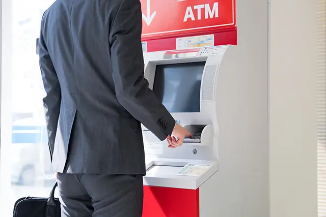 キャッシングは現金を借りるサービスの総称