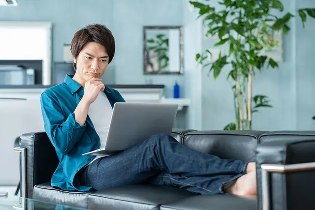カードローンの審査に時間がかかるケースと通過しないケース