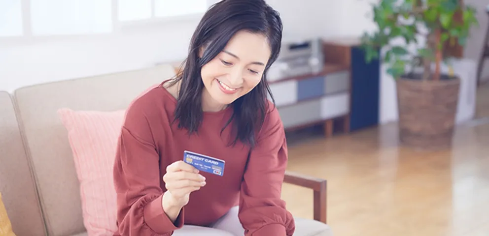カードローンの金利の仕組とは?計算方法や利息を抑えるためのコツも紹介