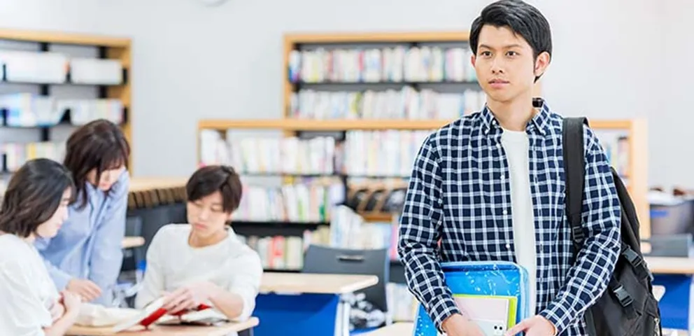 大学に行きたいけど学費が払えない…対処法はある？