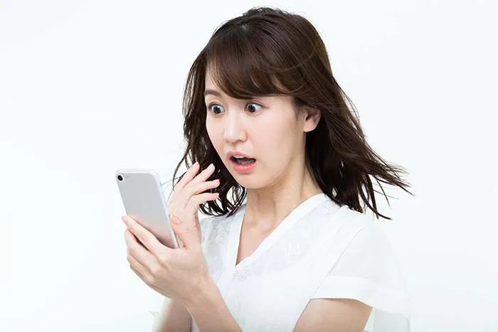 クレジットカードの支払が遅れるとどうなる?