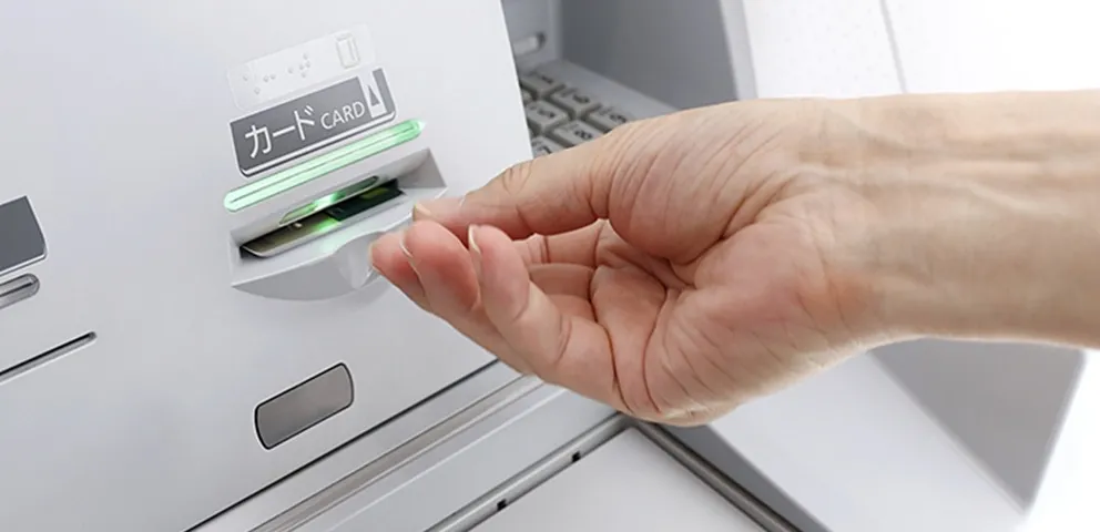 プロミス等の消費者金融の無人自動契約機でできることは？使い方や営業時間を解説
