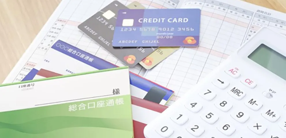 カードローンで100万円を借りる方法とは?条件や返済額のシミュレーションについて